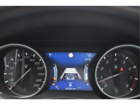 Maserati Levante 3.0 V6 AWD GranSport 350 pk Driver Ass.Pack 2 | NL-Auto | Pano | Keyless | 360 gr.camera | Luchtvering | Stoelverkoeling | Full LED | 21" Velgen