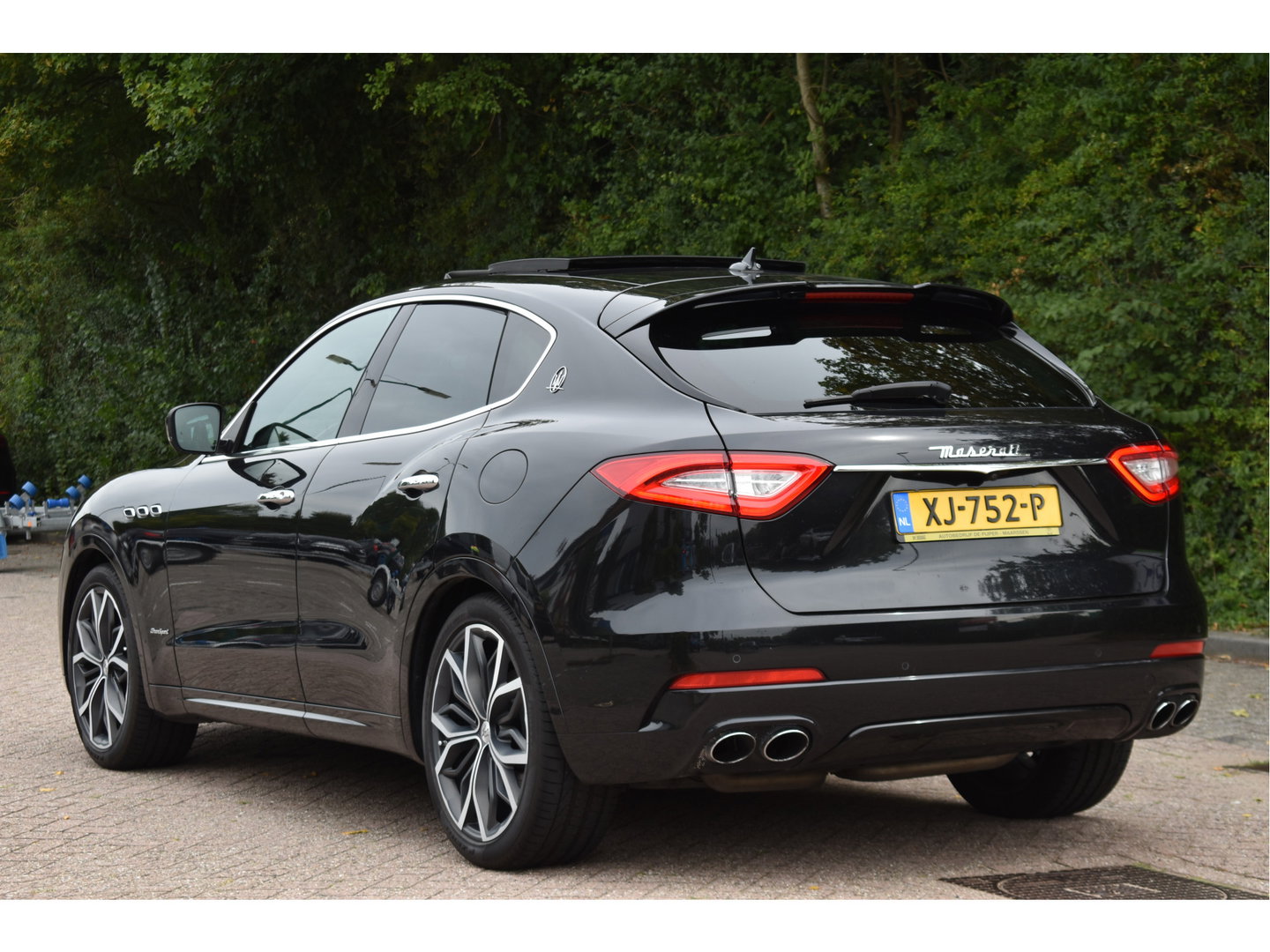 Maserati Levante 3.0 V6 AWD GranSport 350 pk Driver Ass.Pack 2 | NL-Auto | Pano | Keyless | 360 gr.camera | Luchtvering | Stoelverkoeling | Full LED | 21" Velgen
