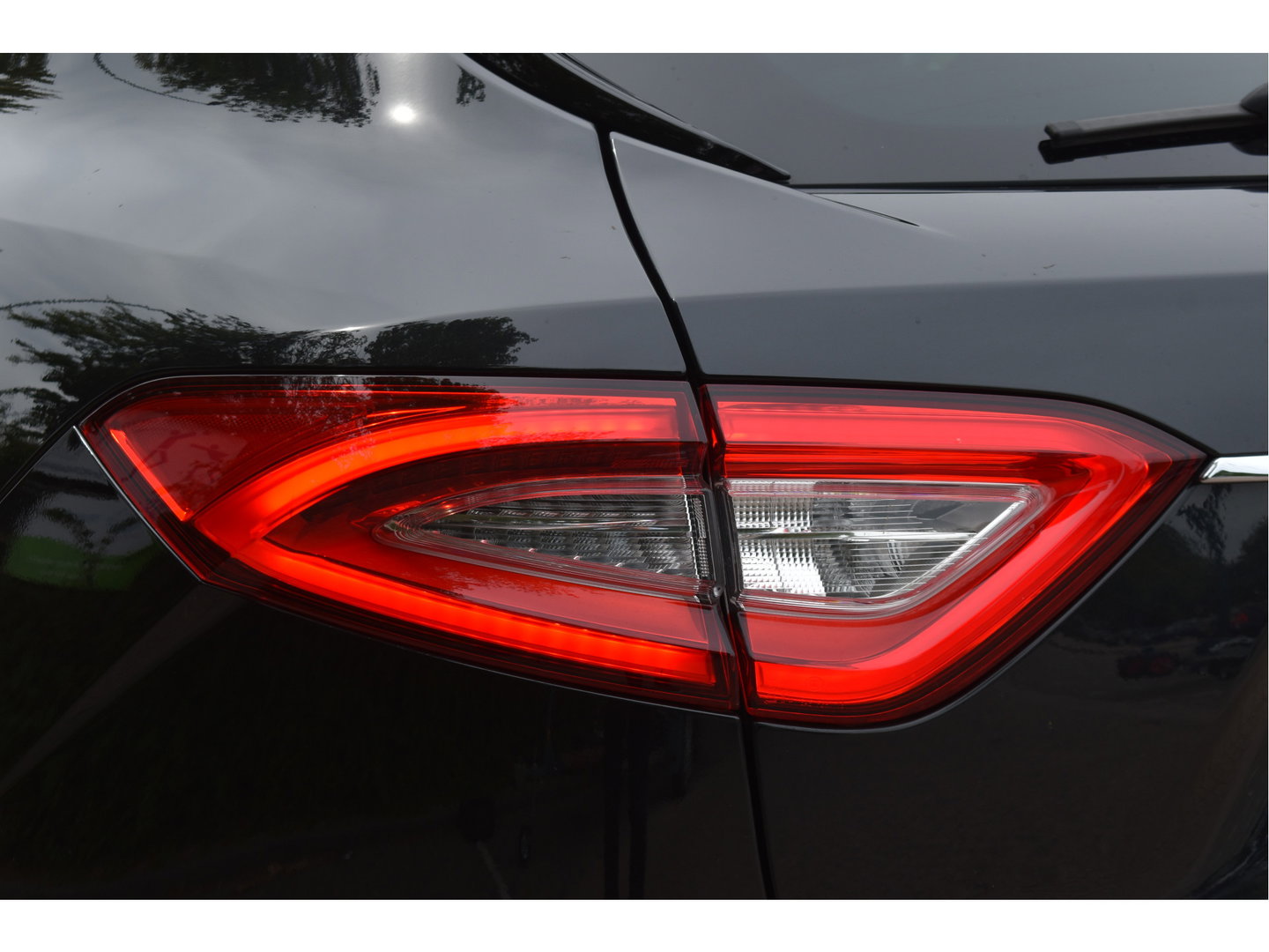Maserati Levante 3.0 V6 AWD GranSport 350 pk Driver Ass.Pack 2 | NL-Auto | Pano | Keyless | 360 gr.camera | Luchtvering | Stoelverkoeling | Full LED | 21" Velgen