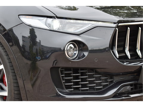 Maserati Levante 3.0 V6 AWD GranSport 350 pk Driver Ass.Pack 2 | NL-Auto | Pano | Keyless | 360 gr.camera | Luchtvering | Stoelverkoeling | Full LED | 21" Velgen