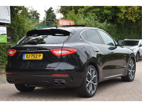 Maserati Levante 3.0 V6 AWD GranSport 350 pk Driver Ass.Pack 2 | NL-Auto | Pano | Keyless | 360 gr.camera | Luchtvering | Stoelverkoeling | Full LED | 21" Velgen