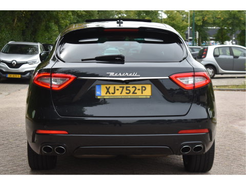 Maserati Levante 3.0 V6 AWD GranSport 350 pk Driver Ass.Pack 2 | NL-Auto | Pano | Keyless | 360 gr.camera | Luchtvering | Stoelverkoeling | Full LED | 21" Velgen