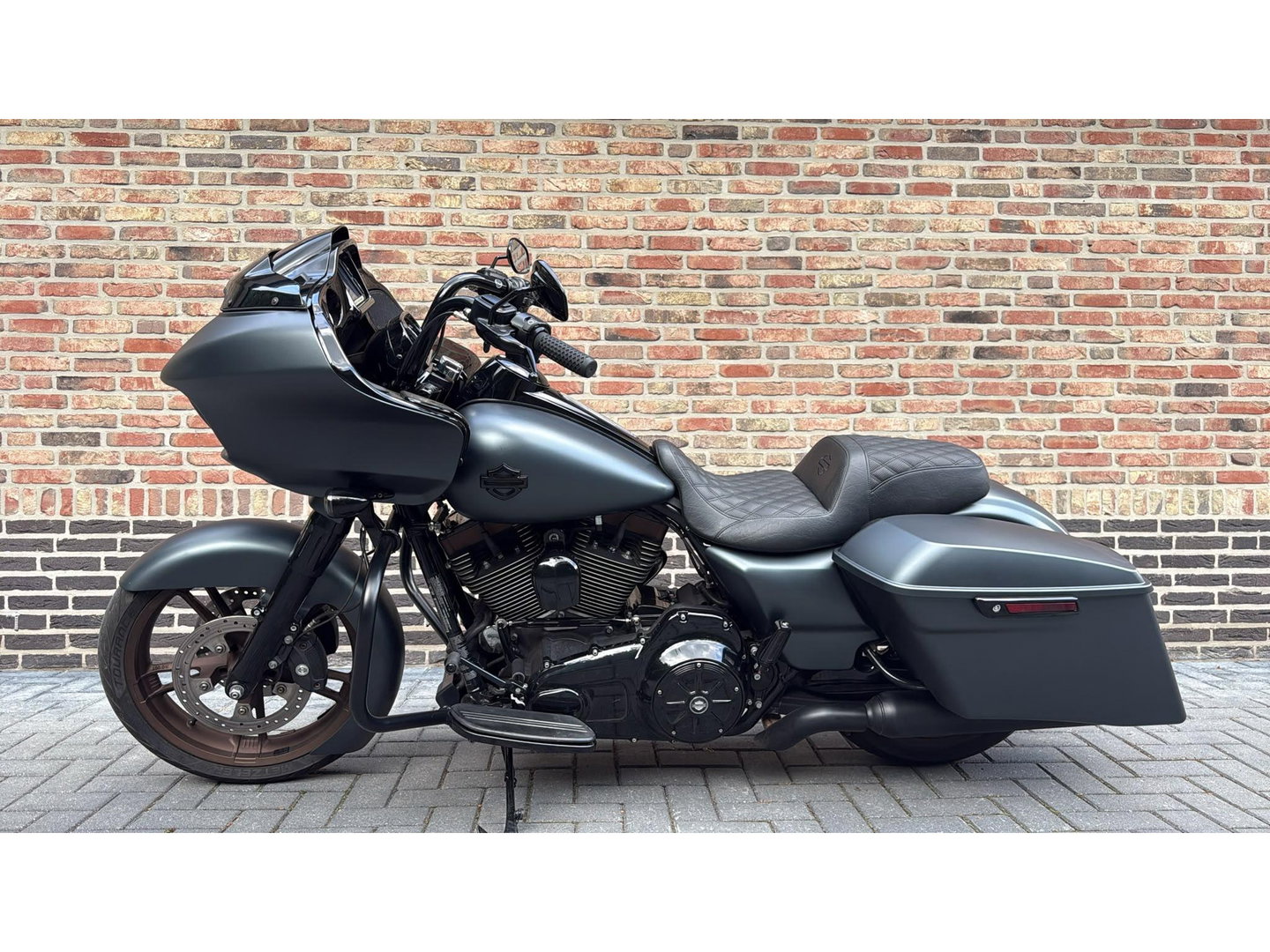Harley Davidson 103 FLTRXS Road Glide CVO Roadglide Special