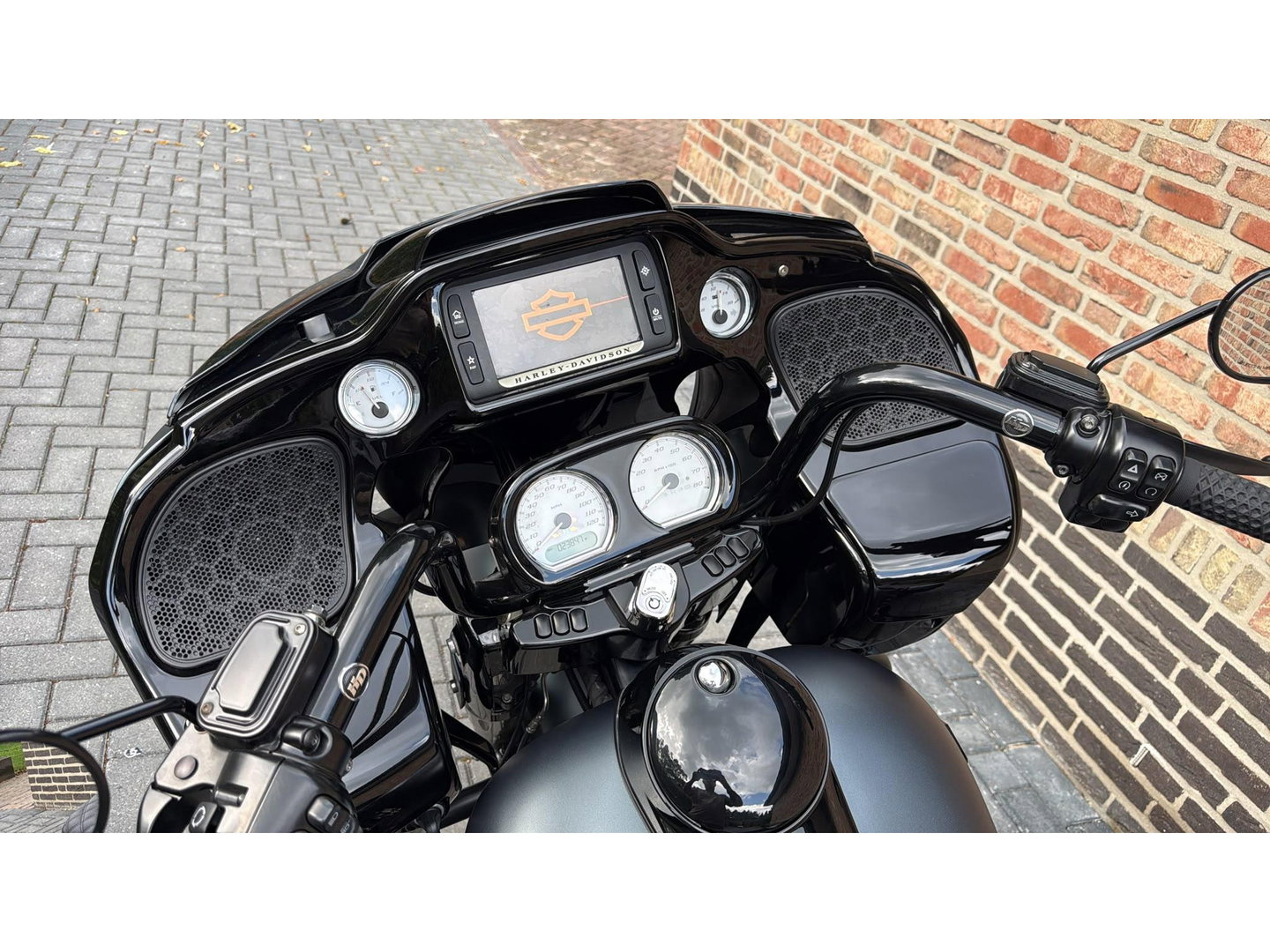 Harley Davidson 103 FLTRXS Road Glide CVO Roadglide Special