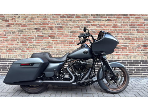 Harley Davidson 103 FLTRXS Road Glide CVO Roadglide Special