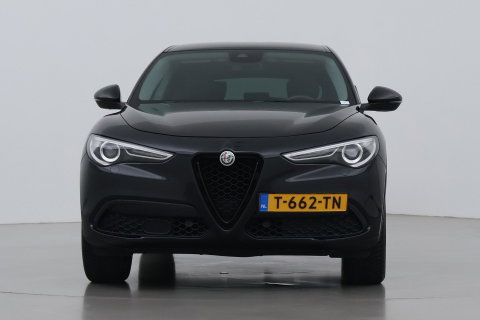 Alfa Romeo Stelvio 2.0 T AWD Super | ACC | Elektrische Stoelen+Memory | Stoel+Stuurverwarming | Camera | Dodehoekdetectie | Elektrische Achterklep | Leder