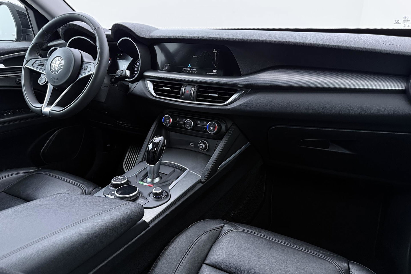 Alfa Romeo Stelvio 2.0 T AWD Super | ACC | Elektrische Stoelen+Memory | Stoel+Stuurverwarming | Camera | Dodehoekdetectie | Elektrische Achterklep | Leder