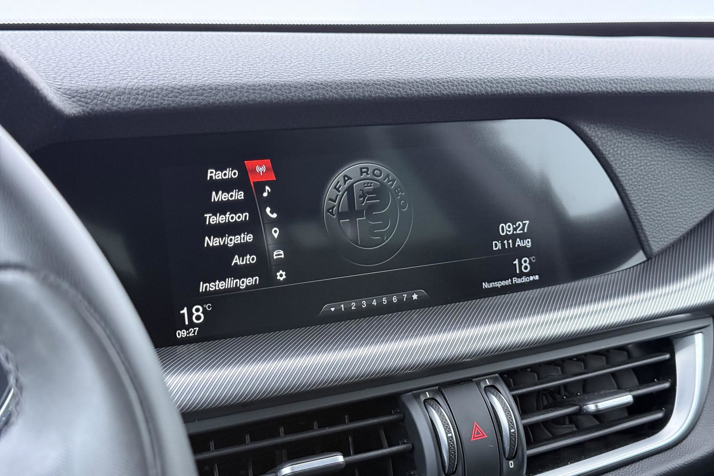 Alfa Romeo Stelvio 2.0 T AWD Super | ACC | Elektrische Stoelen+Memory | Stoel+Stuurverwarming | Camera | Dodehoekdetectie | Elektrische Achterklep | Leder