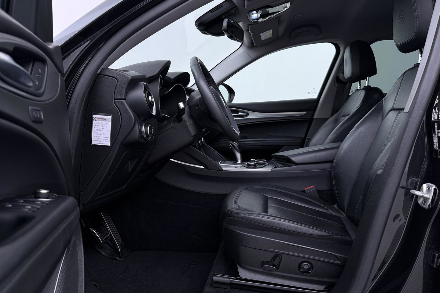 Alfa Romeo Stelvio 2.0 T AWD Super | ACC | Elektrische Stoelen+Memory | Stoel+Stuurverwarming | Camera | Dodehoekdetectie | Elektrische Achterklep | Leder