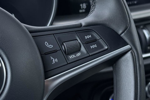 Alfa Romeo Stelvio 2.0 T AWD Super | ACC | Elektrische Stoelen+Memory | Stoel+Stuurverwarming | Camera | Dodehoekdetectie | Elektrische Achterklep | Leder