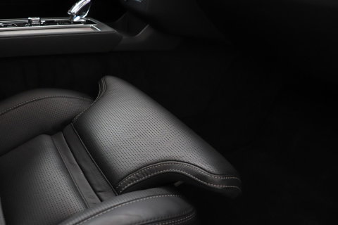 Volvo XC90 T8 Ultra Dark | Bowers&Wilkins | Stoelventilatie | Trekhaak | Panoramadak | 360° Camera | Massage | Head-Up | ACC