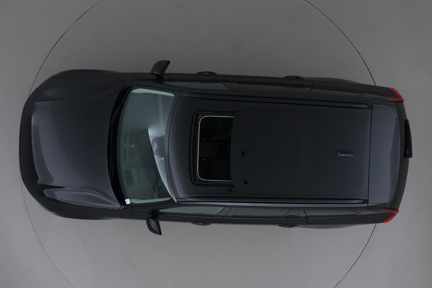 Volvo XC90 T8 Ultra Dark | Bowers&Wilkins | Stoelventilatie | Trekhaak | Panoramadak | 360° Camera | Massage | Head-Up | ACC