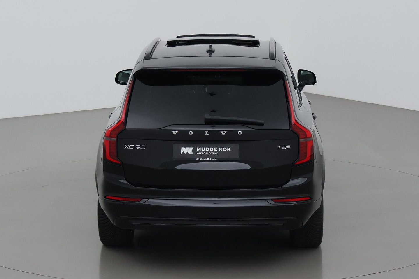 Volvo XC90 T8 Ultra Dark | Bowers&Wilkins | Stoelventilatie | Trekhaak | Panoramadak | 360° Camera | Massage | Head-Up | ACC