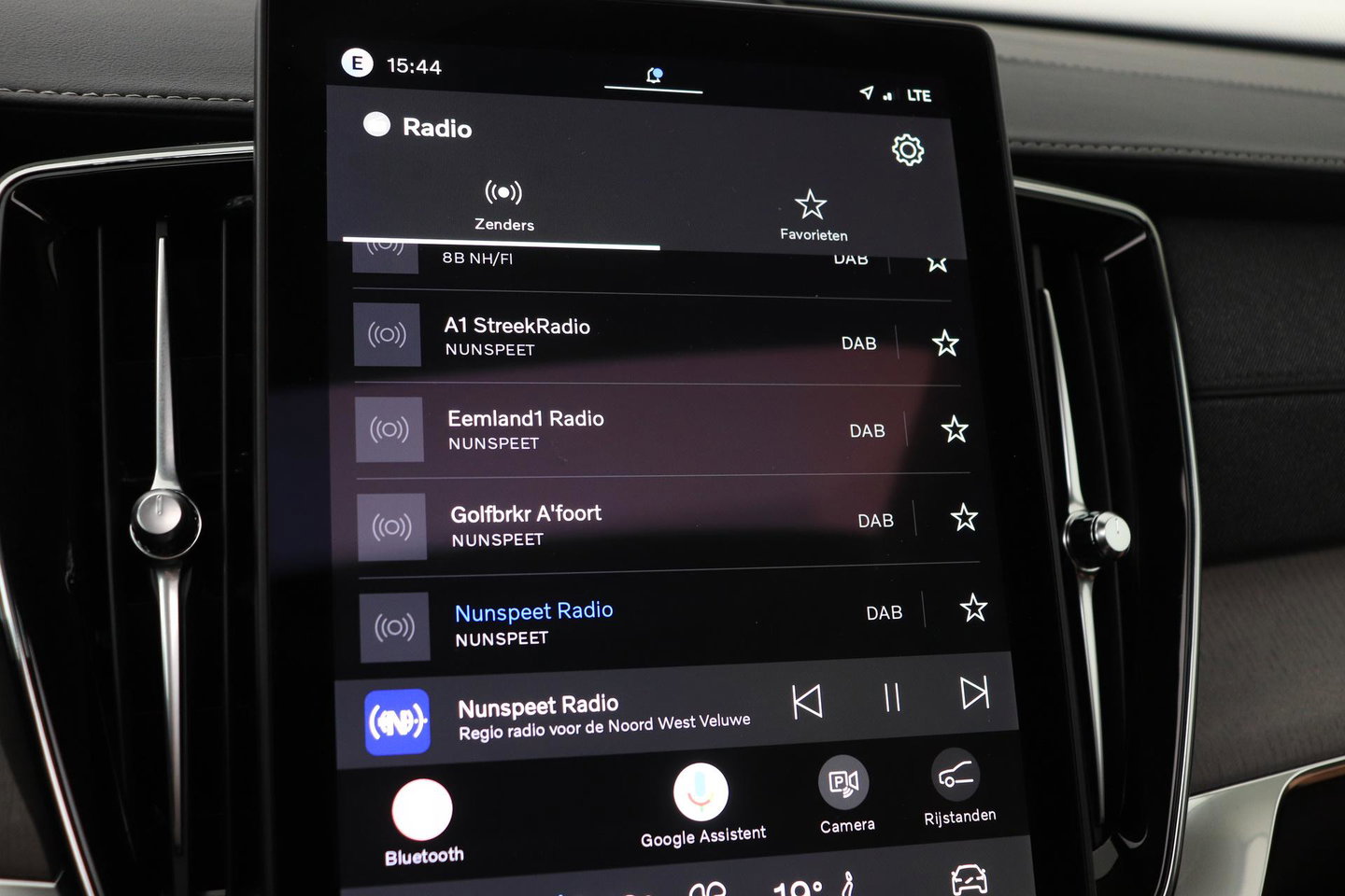 Volvo XC90 T8 Ultra Dark | ACC | Trekhaak | Panoramadak | Bowers&Wilkins | 360° Camera | Massage | Head-Up | Stoelventilatie