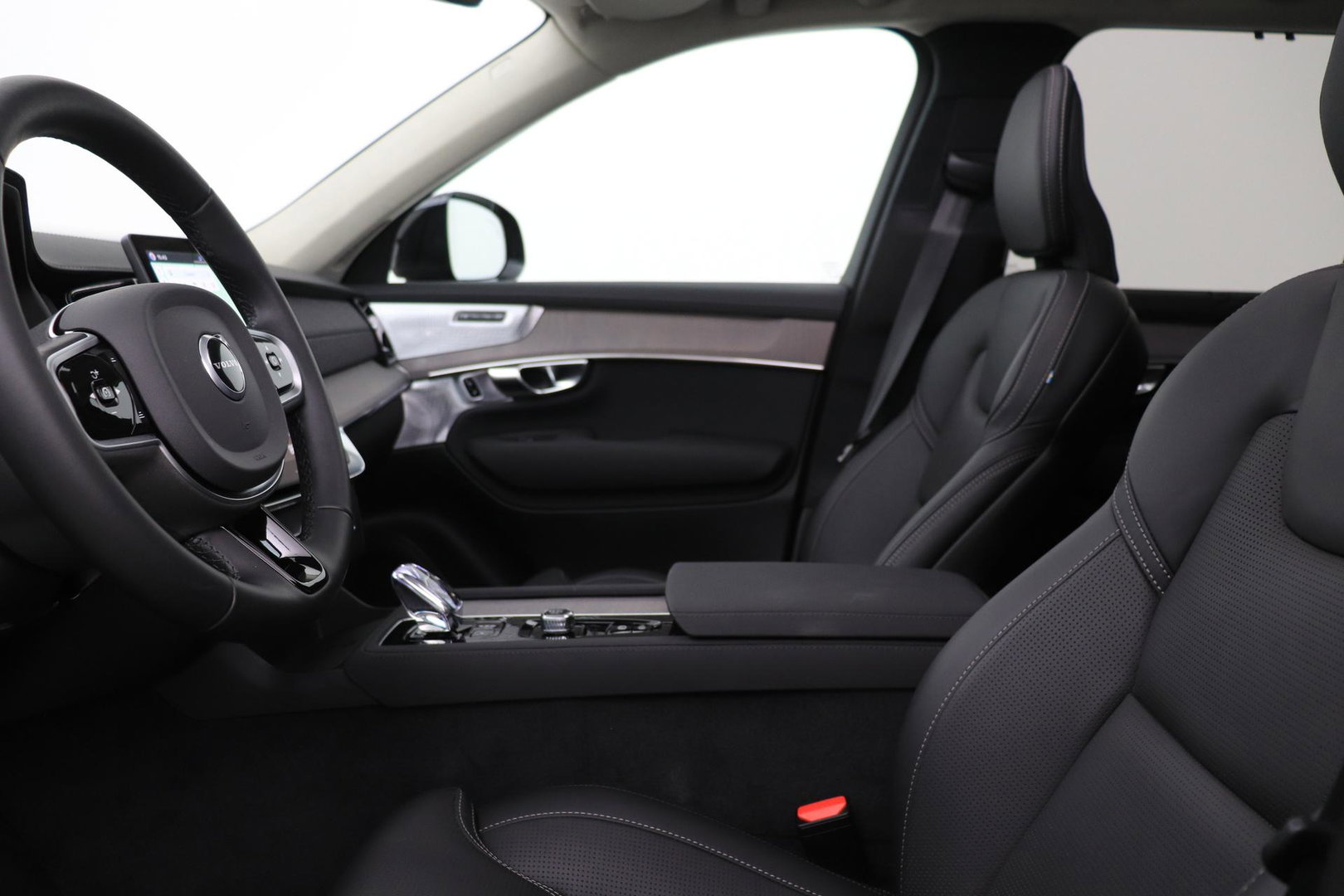Volvo XC90 T8 Ultra Dark | ACC | Trekhaak | Panoramadak | Bowers&Wilkins | 360° Camera | Massage | Head-Up | Stoelventilatie