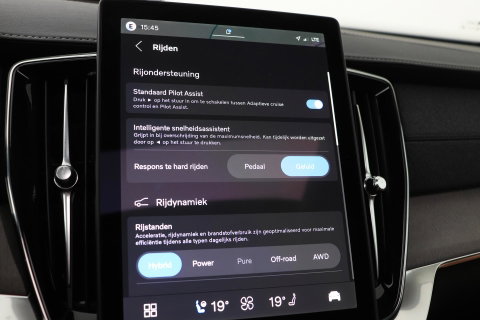 Volvo XC90 T8 Ultra Dark | ACC | Trekhaak | Panoramadak | Bowers&Wilkins | 360° Camera | Massage | Head-Up | Stoelventilatie