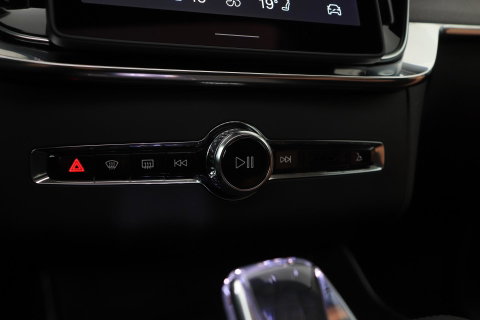 Volvo XC90 T8 Ultra Dark | ACC | Trekhaak | Panoramadak | Bowers&Wilkins | 360° Camera | Massage | Head-Up | Stoelventilatie
