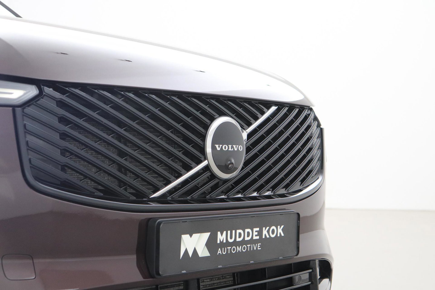 Volvo XC90 T8 Ultra Dark | ACC | Trekhaak | Panoramadak | Bowers&Wilkins | 360° Camera | Massage | Head-Up | Stoelventilatie