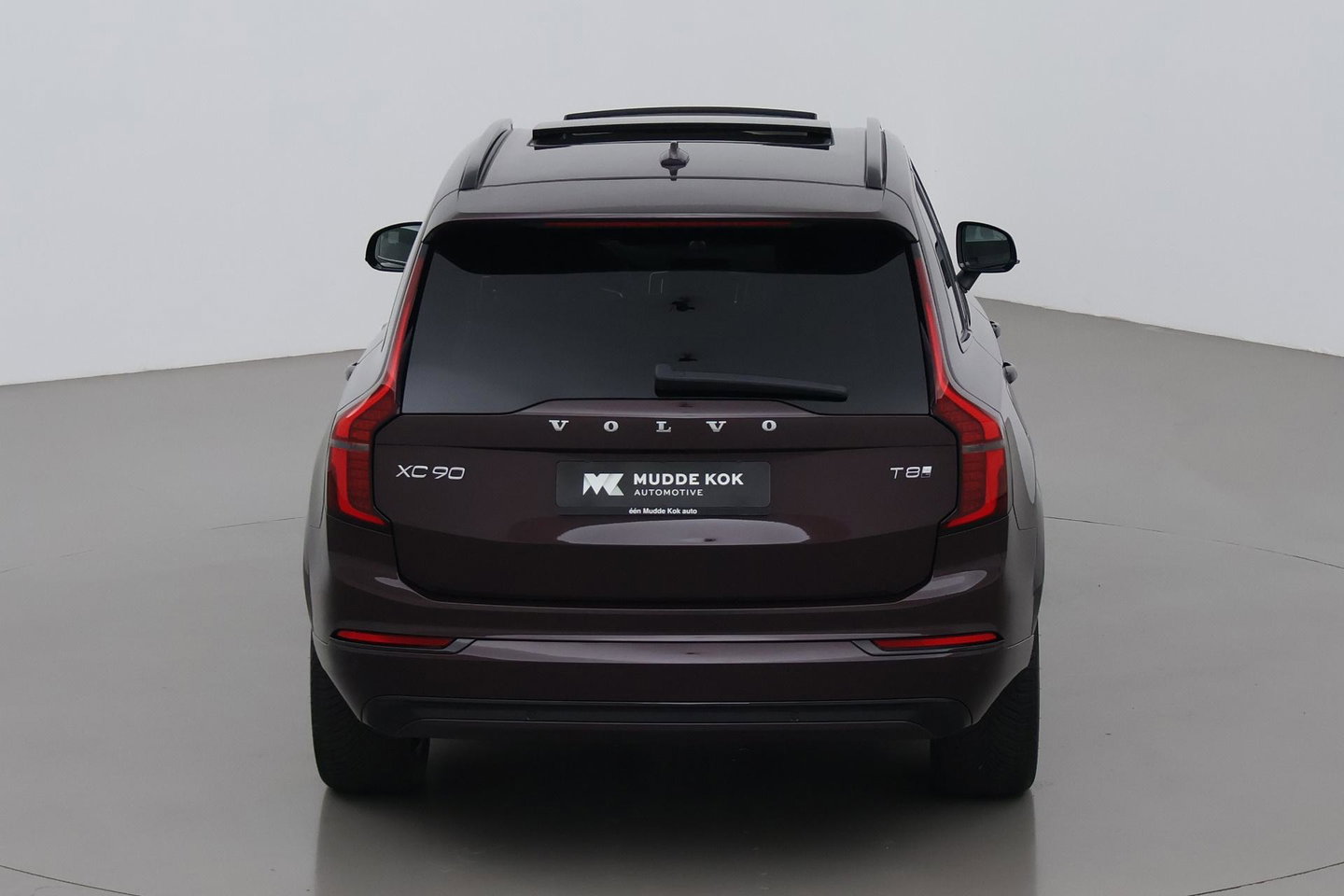 Volvo XC90 T8 Ultra Dark | ACC | Trekhaak | Panoramadak | Bowers&Wilkins | 360° Camera | Massage | Head-Up | Stoelventilatie