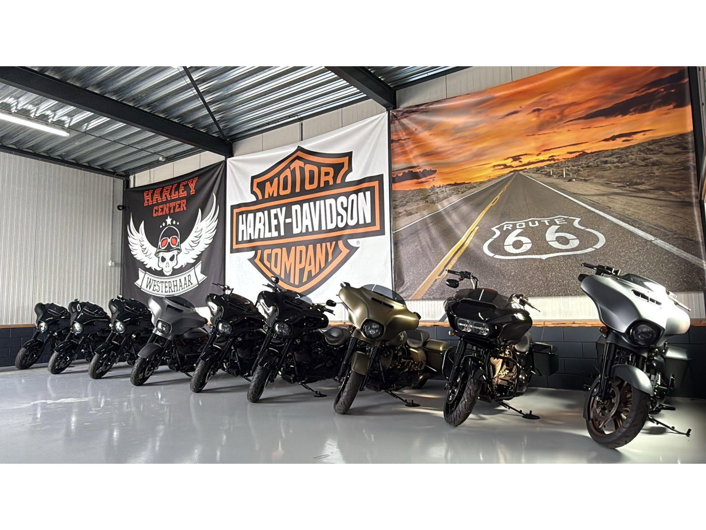 Harley Davidson 103 FLHX Street Glide 21INCH APE Mat Zwart Blackout Streetglide