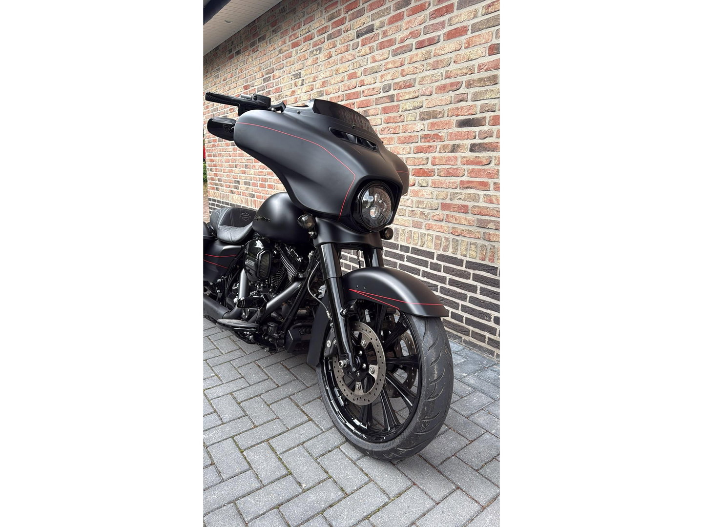Harley Davidson 103 FLHX Street Glide 21INCH APE Mat Zwart Blackout Streetglide