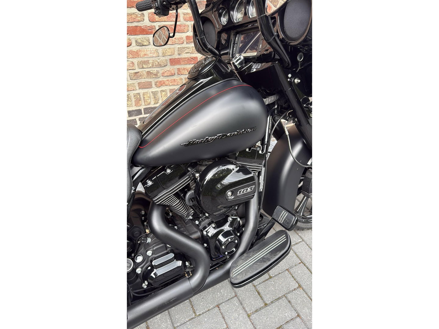 Harley Davidson 103 FLHX Street Glide 21INCH APE Mat Zwart Blackout Streetglide