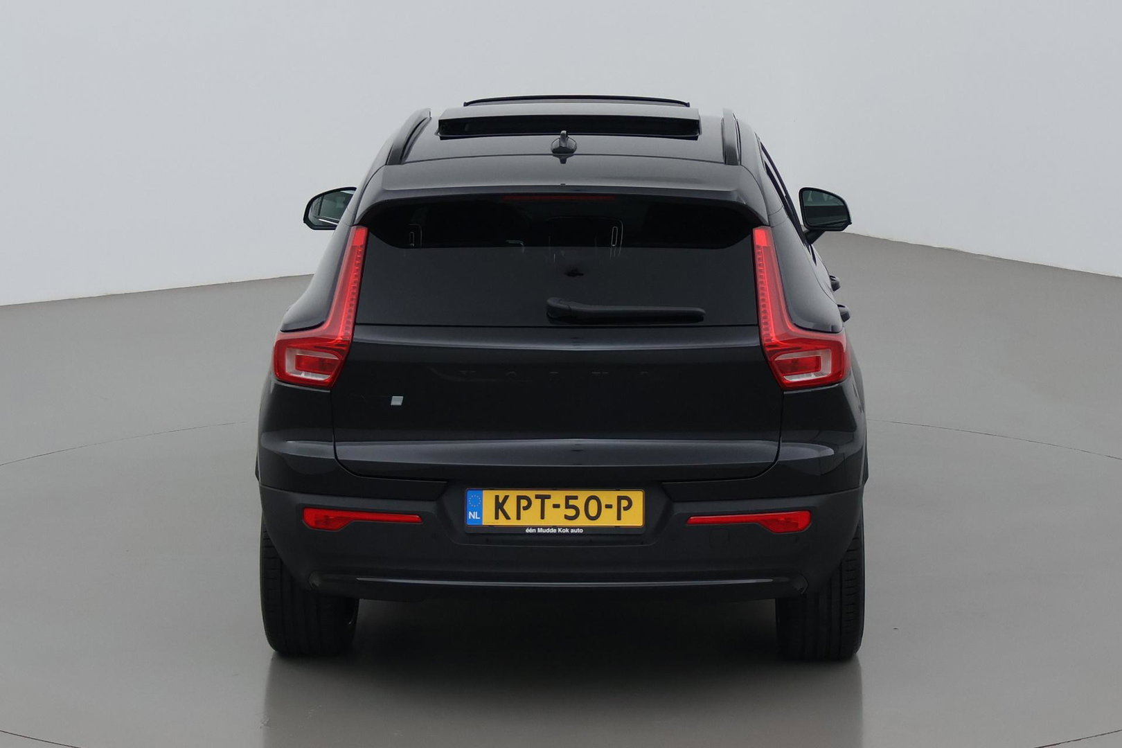 Volvo EX40 Single Motor Extended Range Plus Black Edition | 82 kWh | Harman/Kardon | Panoramadak | 360° Camera | BLIS | 20 Inch
