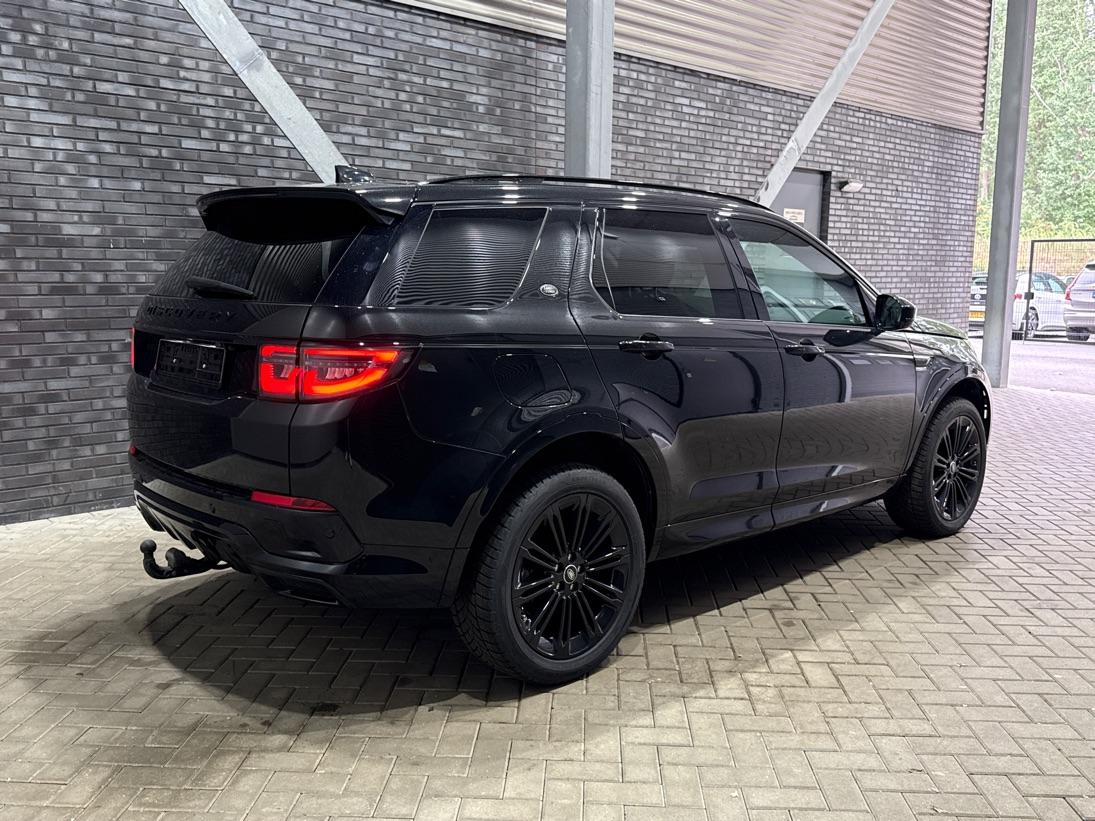 Land Rover Discovery Sport P270e Dynamic SE | Panoramadak | Trekhaak | Meridian | BLIS | Stoel+Stuurverwarming | ACC