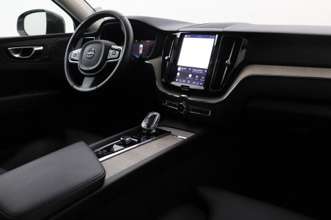 Volvo XC60 2.0 T6 Plug-in hybrid AWD Inscription | Long Range | Harman/Kardon | Panoramadak | Camera | Keyless | Memory | 19 Inch