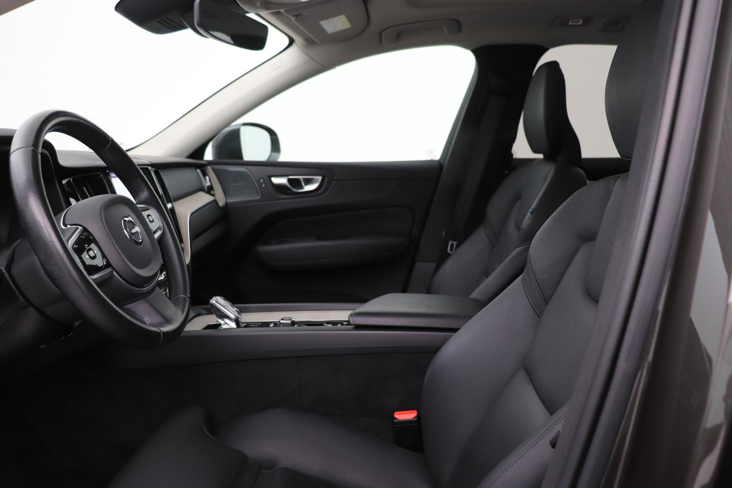 Volvo XC60 2.0 T6 Plug-in hybrid AWD Inscription | Long Range | Harman/Kardon | Panoramadak | Camera | Keyless | Memory | 19 Inch