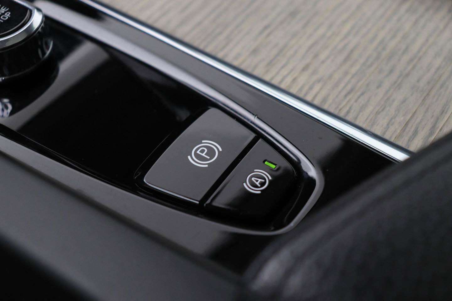 Volvo XC60 2.0 T6 Plug-in hybrid AWD Inscription | Long Range | Harman/Kardon | Panoramadak | Camera | Keyless | Memory | 19 Inch
