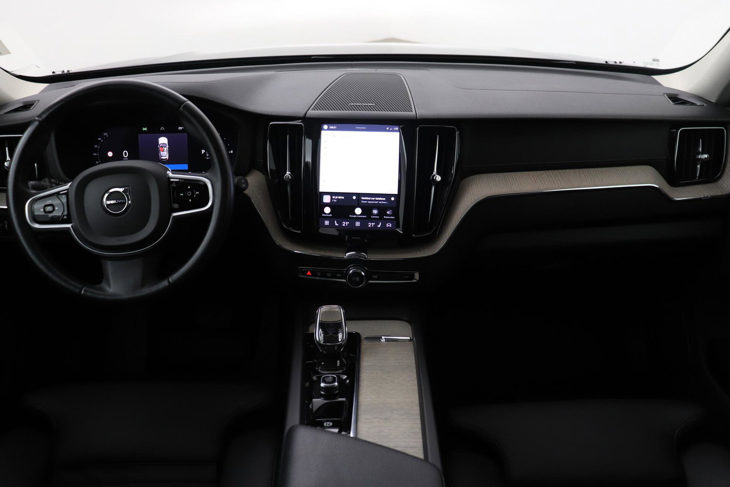Volvo XC60 2.0 T6 Plug-in hybrid AWD Inscription | Long Range | Harman/Kardon | Panoramadak | Camera | Keyless | Memory | 19 Inch