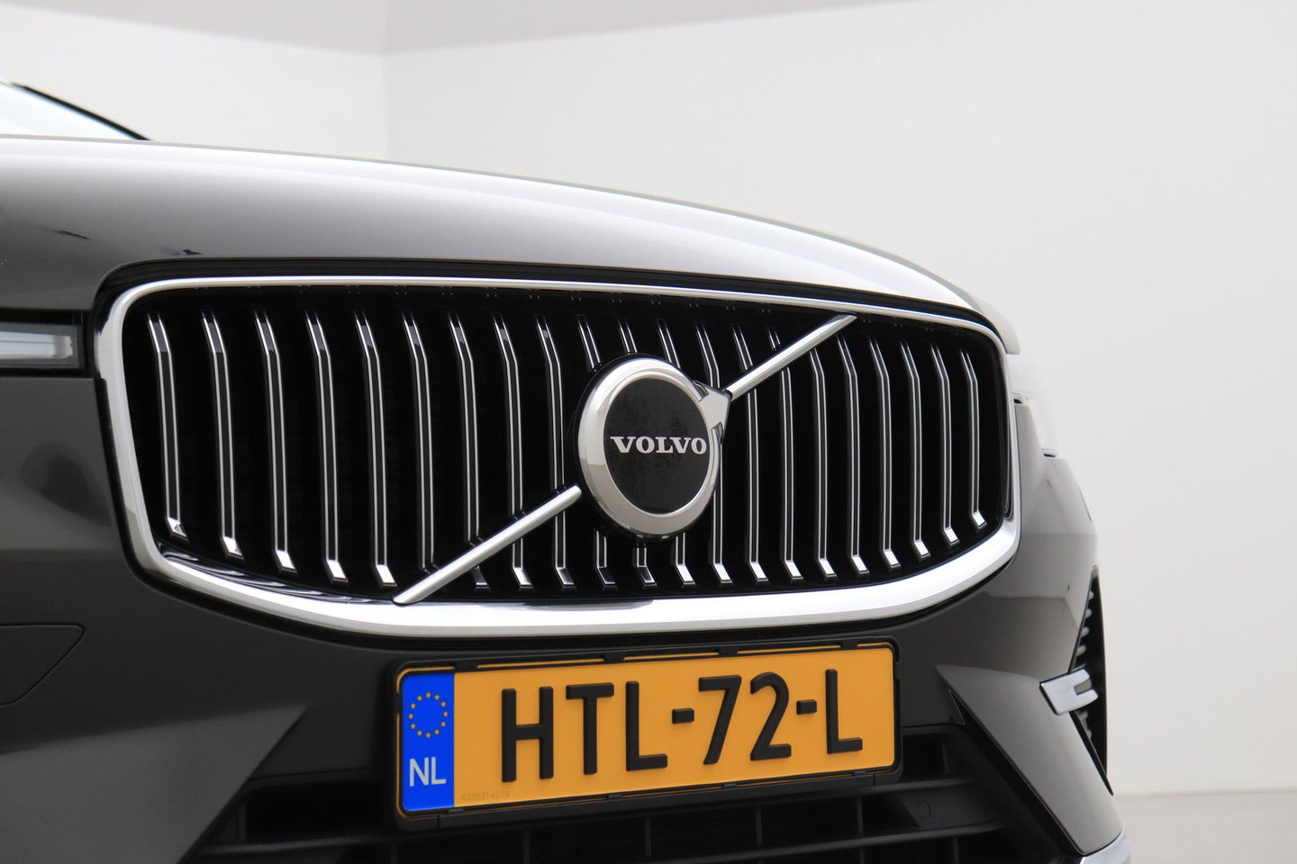 Volvo XC60 2.0 T6 Plug-in hybrid AWD Inscription | Long Range | Harman/Kardon | Panoramadak | Camera | Keyless | Memory | 19 Inch