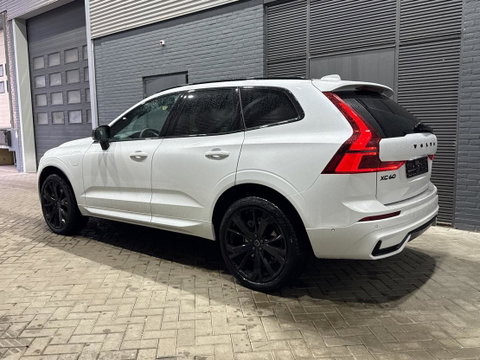 Volvo XC60 T6 Plus Black Edition | Harman/Kardon | Pilot Assist | Panoramadak | 360° Camera | Head-Up | Stoel+Stuurverwarming | 21 Inch