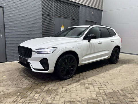 Volvo XC60 T6 Plus Black Edition | Harman/Kardon | Pilot Assist | Panoramadak | 360° Camera | Head-Up | Stoel+Stuurverwarming | 21 Inch