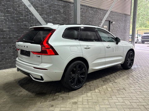 Volvo XC60 T6 Plus Black Edition | Harman/Kardon | Pilot Assist | Panoramadak | 360° Camera | Head-Up | Stoel+Stuurverwarming | 21 Inch