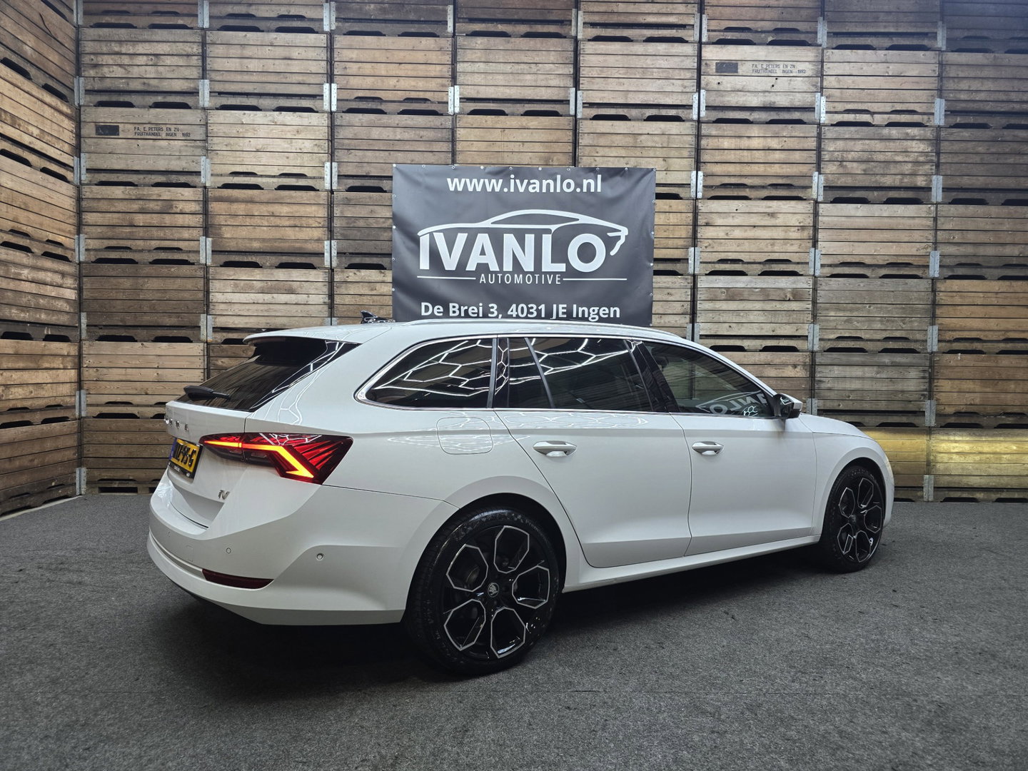 Škoda Octavia Combi 1.4 TSI iV PHEV Business Edition Plus Pano Leder Camera Navi 19"LM