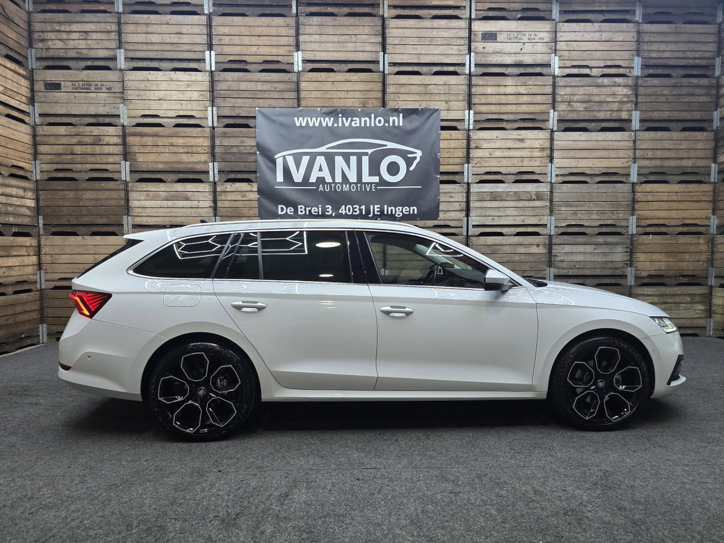 Škoda Octavia Combi 1.4 TSI iV PHEV Business Edition Plus Pano Leder Camera Navi 19"LM