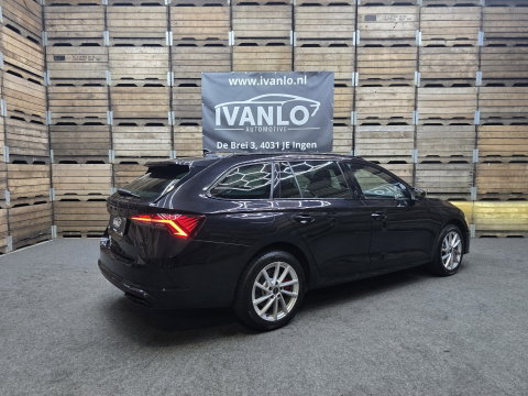 Škoda Octavia Combi RS 1.4 TSI iV PHEV RS + HuD Pano Camera Navi Mem 19"LM