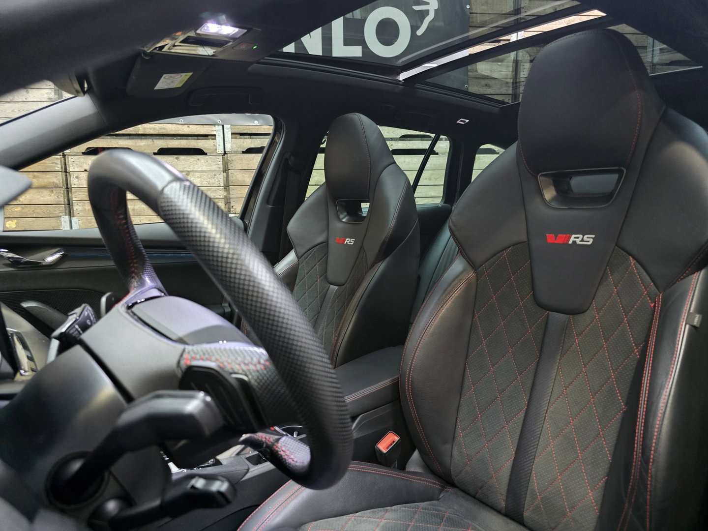 Škoda Octavia Combi RS 1.4 TSI iV PHEV RS + HuD Pano Camera Navi Mem 19"LM