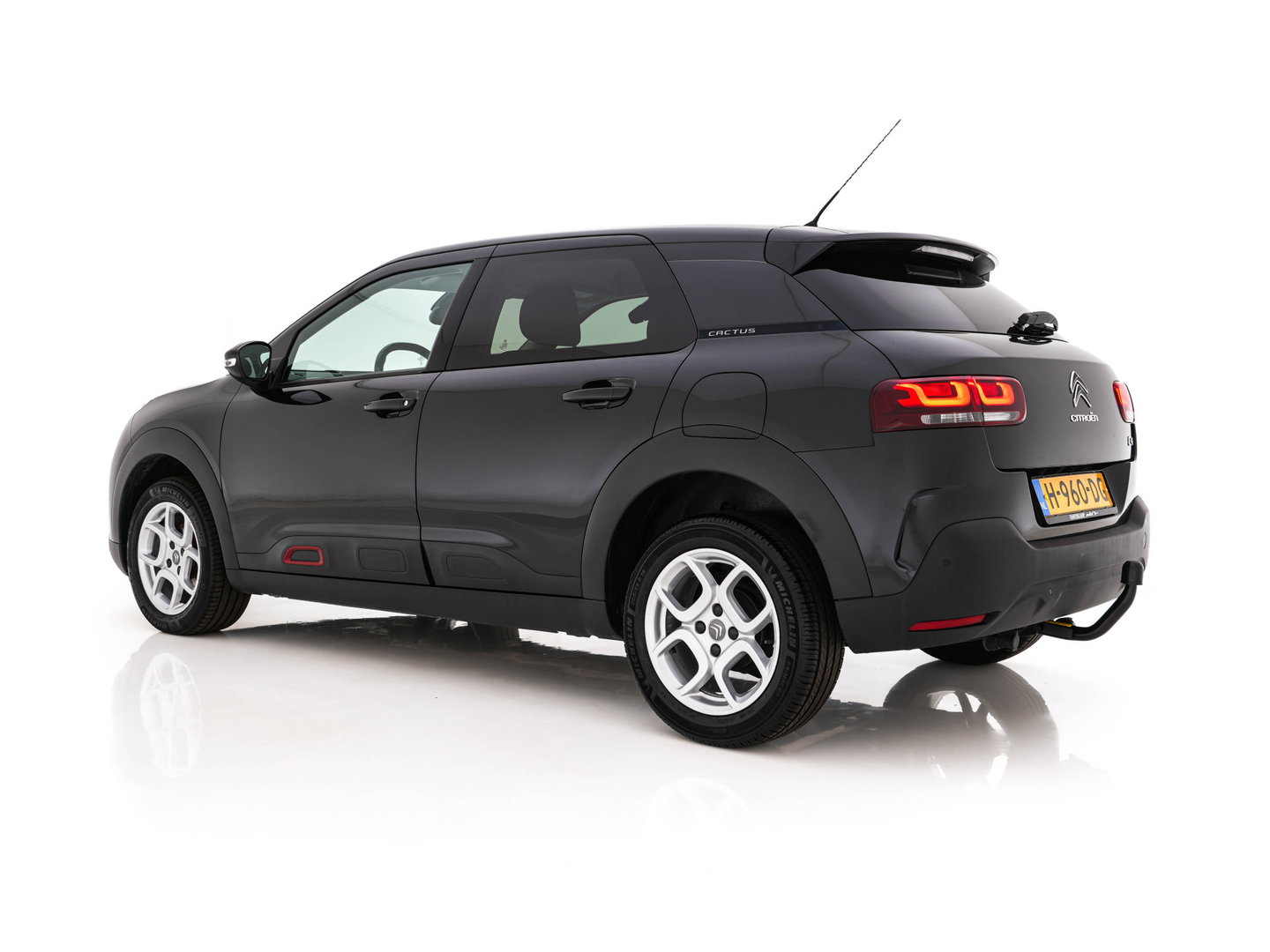 Citroën C4 Cactus 1.5 BlueHDi Business (INCL-BTW) *NAVI-FULLMAP | COMFORT-SEATS | PRIVACY-GLASS | DAB+ | ECC | PDC | CRUISE | CARPLAY | DIGI-COCKPIT | TOWBAR | 16''ALU*