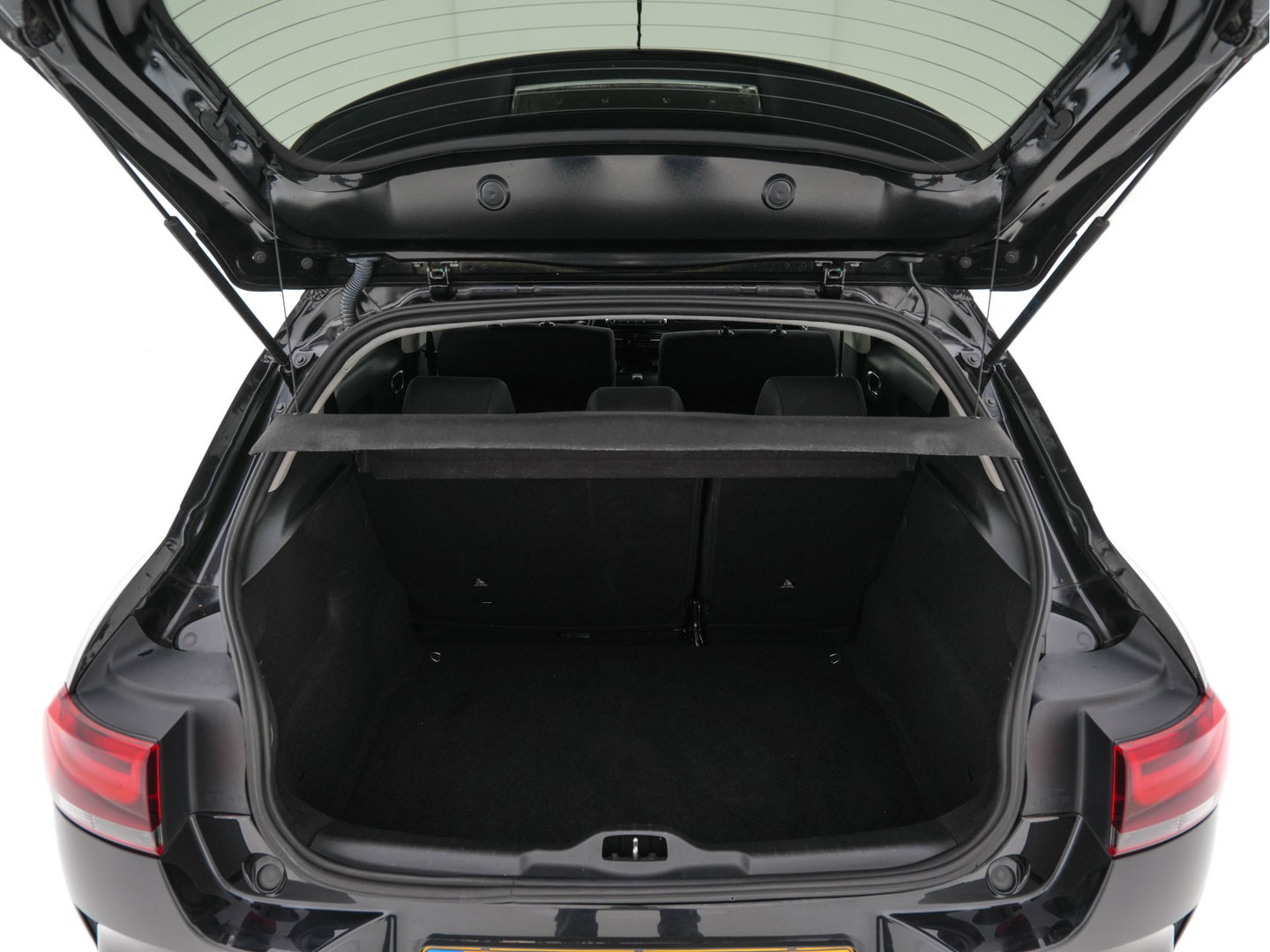 Citroën C4 Cactus 1.5 BlueHDi Business (INCL-BTW) *NAVI-FULLMAP | COMFORT-SEATS | PRIVACY-GLASS | DAB+ | ECC | PDC | CRUISE | CARPLAY | DIGI-COCKPIT | TOWBAR | 16''ALU*