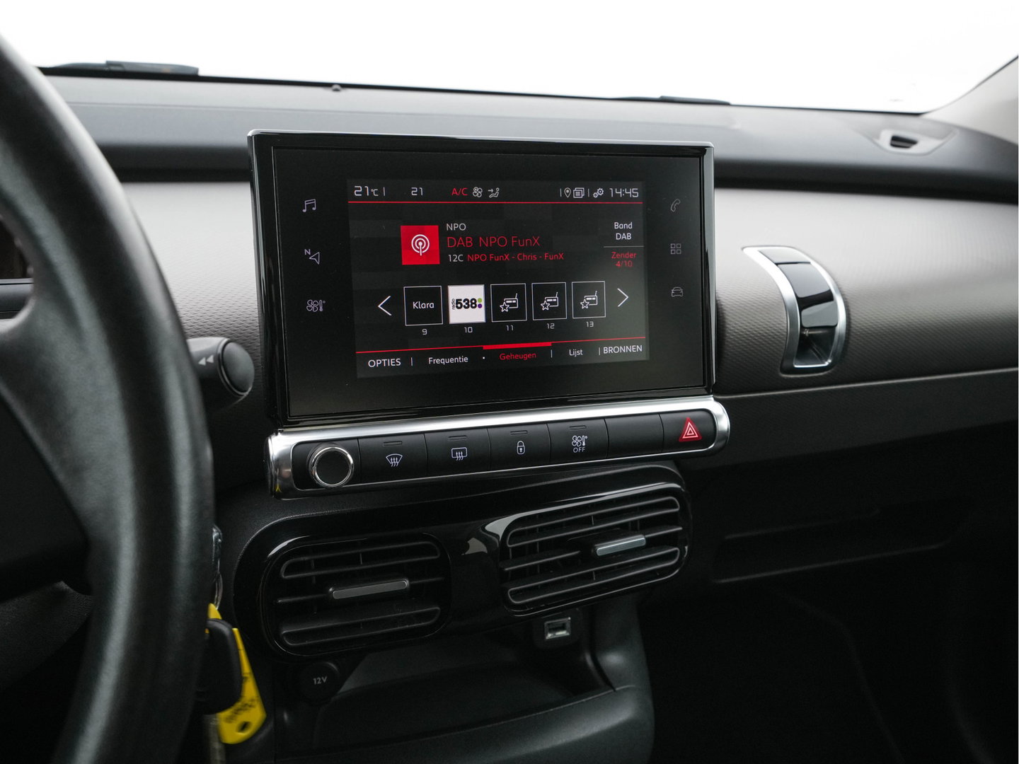 Citroën C4 Cactus 1.5 BlueHDi Business (INCL-BTW) *NAVI-FULLMAP | COMFORT-SEATS | PRIVACY-GLASS | DAB+ | ECC | PDC | CRUISE | CARPLAY | DIGI-COCKPIT | TOWBAR | 16''ALU*