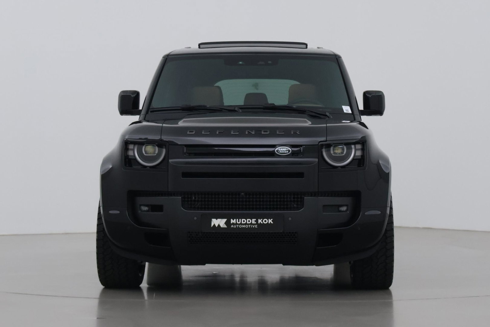 Land Rover Defender P300e 110 X-Dynamic HSE | HERITAGE 22 inch | Luchtvering | Stoelventilatie | Panoramadak | Trekhaak | 360° Camera | Head-Up | ACC