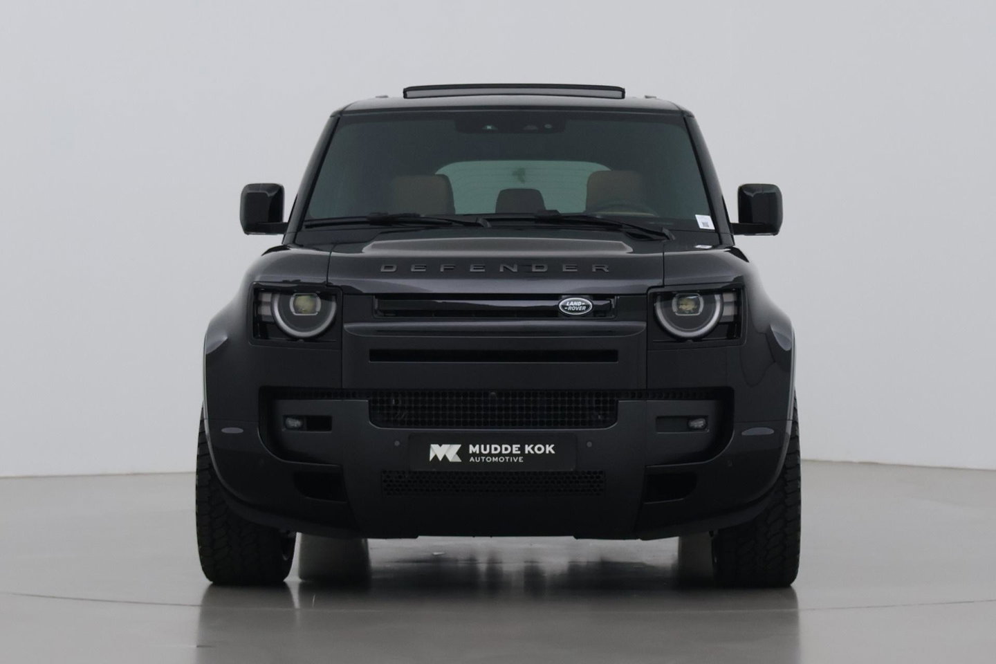 Land Rover Defender P300e 110 X-Dynamic HSE | HERITAGE 22 inch | Luchtvering | Stoelventilatie | Panoramadak | Trekhaak | 360° Camera | Head-Up | ACC