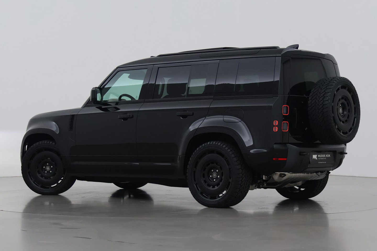 Land Rover Defender P300e 110 X-Dynamic HSE | HERITAGE 22 inch | Luchtvering | Stoelventilatie | Panoramadak | Trekhaak | 360° Camera | Head-Up | ACC