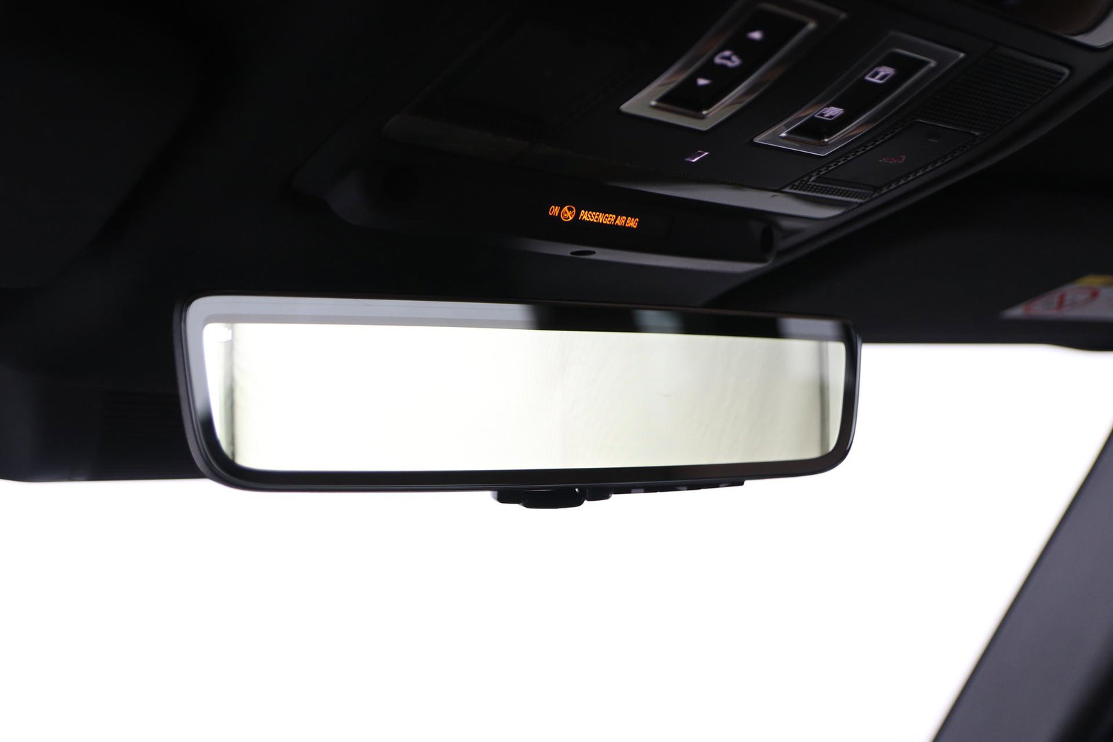 Land Rover Defender P300e 110 X-Dynamic HSE | HERITAGE 22 inch | Luchtvering | Stoelventilatie | Panoramadak | Trekhaak | 360° Camera | Head-Up | ACC