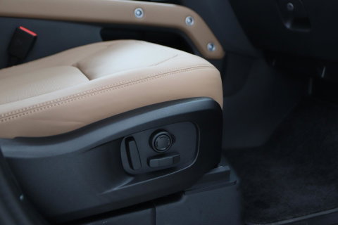 Land Rover Defender P300e 110 X-Dynamic HSE | HERITAGE 22 inch | Luchtvering | Stoelventilatie | Panoramadak | Trekhaak | 360° Camera | Head-Up | ACC
