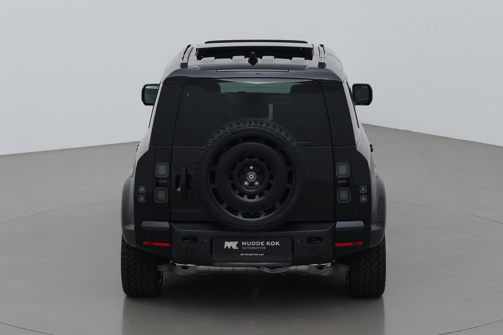Land Rover Defender P300e 110 X-Dynamic HSE | HERITAGE 22 inch | Luchtvering | Stoelventilatie | Panoramadak | Trekhaak | 360° Camera | Head-Up | ACC