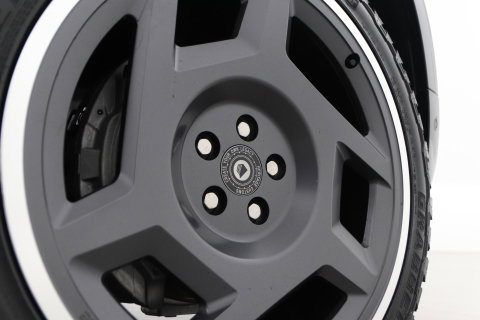 Land Rover Defender P300e 110 X-Dynamic HSE | HERITAGE 22 inch | ClearSight | Meridian Surround | Head-Up | ACC | Panoramadak | Trekhaak